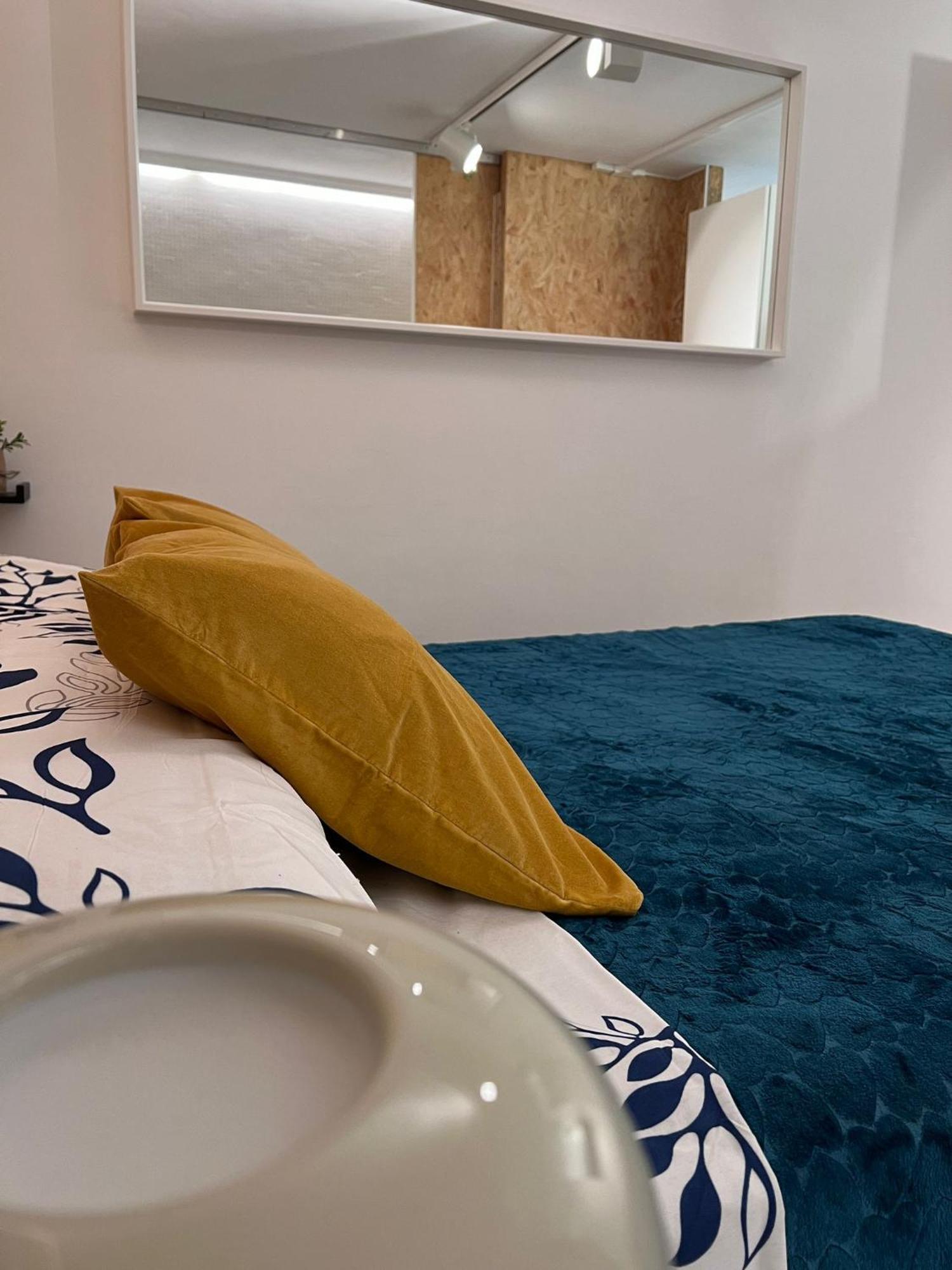 Loft Centrico Maliano - Dua Rooms Camargo Luaran gambar